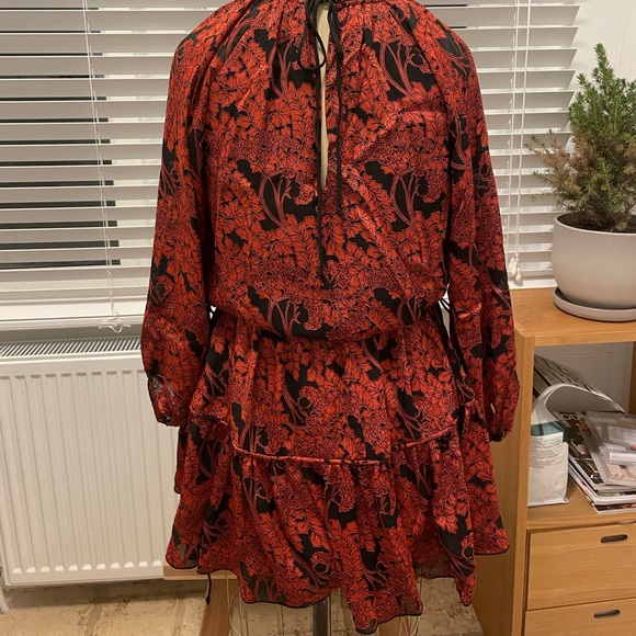 Aritzia Wilfred Dress - Picture 2 of 2